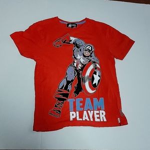 Disney Hong Kong Medium Marvel T-shirt Red Captain America Graphic Tee